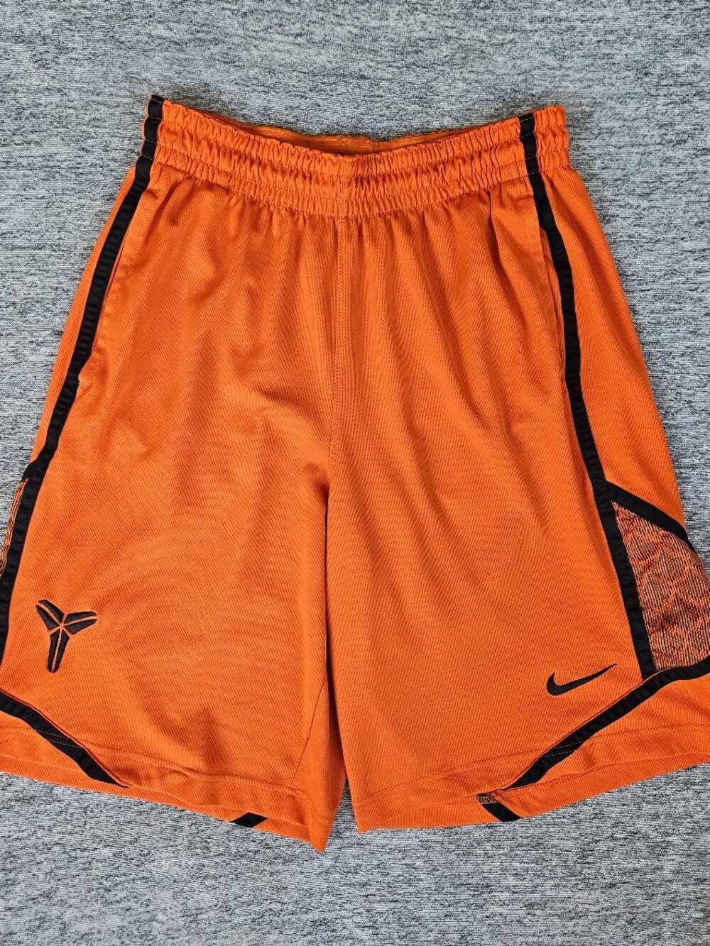 Nike Kobe Bryant Mamba Basketball Shorts Men's Medium Orange Black Dri-FIT
